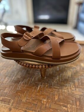 Chaco Townes Leather Cross-Strap Sandals